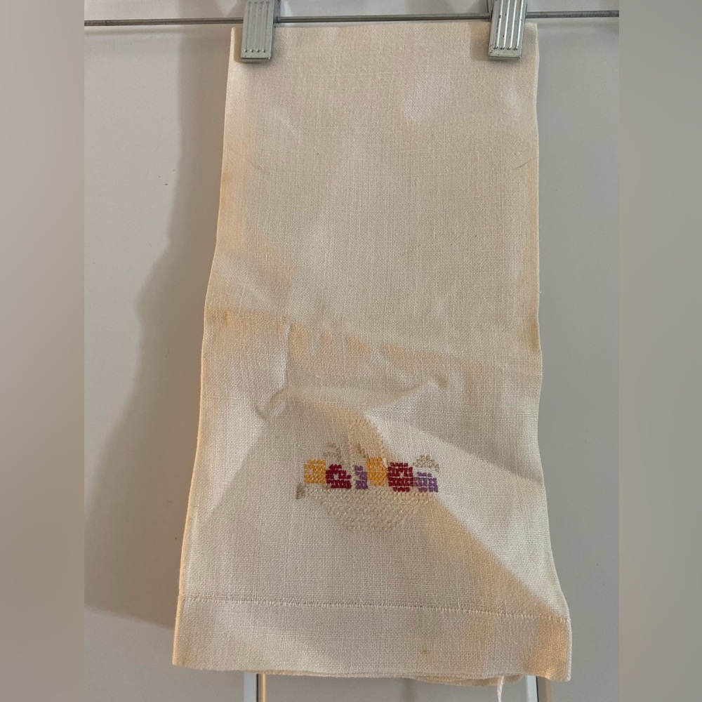 Vintage Linen Kitchen Towel tea towel
cross stitch bouquet basket design
